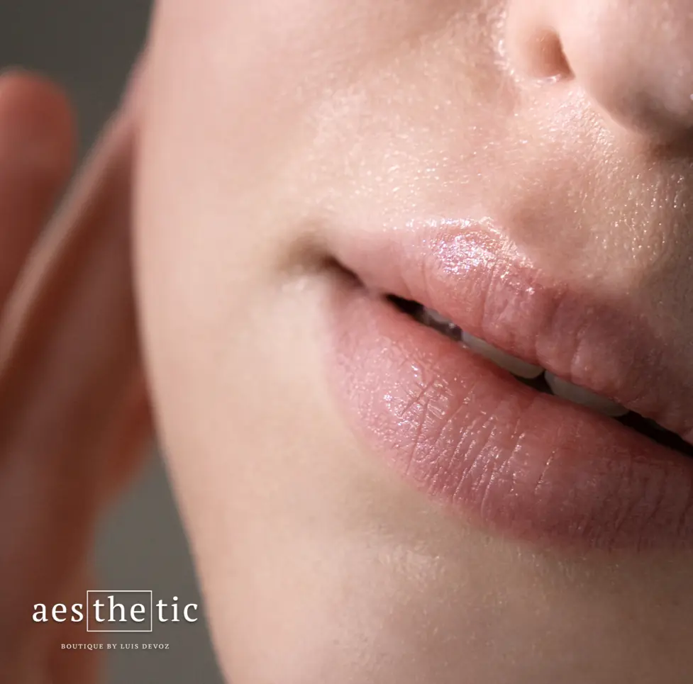 Labios - The Aesthetic by Luis Devoz Bogotá